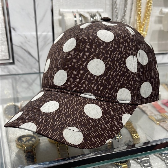 Michael Kors Women's Baseball Cap Hat Adjustable OS Chocolate BROWN DOTS
NWT - Picture 1 of 16
